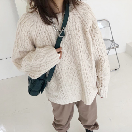 oatmeal cable.knit